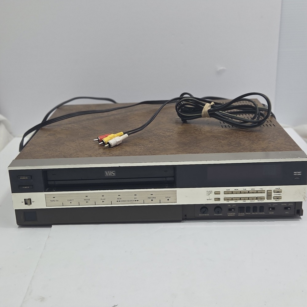 VINTAGE ZENITH VR2150 VHS VCR‎ VIDEO CASSETTE RECORDER FOR PARTS REPAIR ONLY
